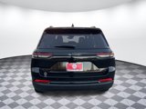 New 2025 Jeep Grand Cherokee Laredo image 4