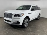 Used 2024 Lincoln Navigator Premiere image 4
