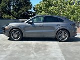 New 2025 Porsche Cayenne Coupe image 2