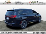 New 2026 Chrysler Pacifica Limited image 4