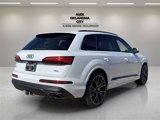 New 2025 Audi Q7 3.0T Prestige image 5