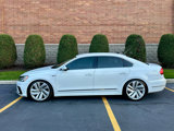 Used 2017 Volkswagen Passat 1.8T R-Line image 2