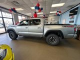 Used 2022 Toyota Tacoma TRD Off-Road image 5