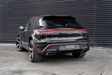 Certified 2025 Porsche Macan image 3