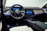 Used 2025 Mercedes-Benz E 350 4MATIC Sedan image 5