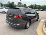 Used 2020 Chrysler Pacifica Touring w/ Advanced Safetytec Group image 5