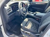 Certified 2024 Volkswagen Atlas Cross Sport SE image 3