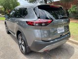 Used 2022 Nissan Rogue SL w/ SL Premium Package image 3
