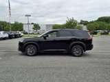 New 2025 Nissan Pathfinder SV image 2