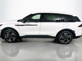New 2025 Lincoln Nautilus Premier image 4