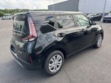 New 2025 Kia Soul LX image 3