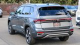 New 2025 Volkswagen Taos SE image 2