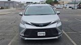 Used 2022 Toyota Sienna XLE image 4