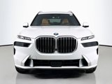 Used 2024 BMW X7 xDrive40i image 2