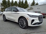 New 2025 Lincoln Nautilus Reserve image 2