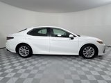 Used 2022 Toyota Camry LE image 4