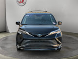 Used 2023 Toyota Sienna Platinum image 2