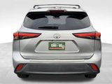 Used 2022 Toyota Highlander XLE image 6