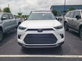 New 2025 Toyota Grand Highlander AWD image 2