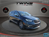 New 2025 Chrysler Pacifica Pinnacle image 2