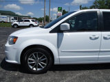 Used 2016 Dodge Grand Caravan SE image 4