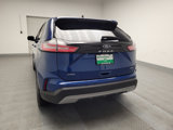 Used 2024 Ford Edge SEL image 6