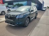 New 2025 Nissan Pathfinder Platinum image 3