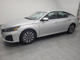 Used 2023 Nissan Altima 2.5 SV image 2