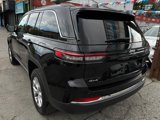 Used 2022 Jeep Grand Cherokee Limited image 4