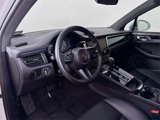 Certified 2024 Porsche Macan image 4