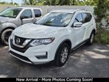 Certified 2017 Nissan Rogue SV image 3