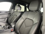 Certified 2023 Porsche Macan Turbo image 5