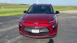 Certified 2023 Chevrolet Bolt EUV LT w/ Convenience Package image 3