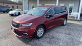 Used 2023 Chrysler Pacifica Touring-L image 3