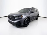 Used 2025 Honda Pilot Black Edition image 2