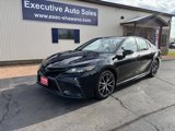 Used 2021 Toyota Camry SE w/ Cold Weather Package image 2