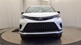 Used 2025 Toyota Sienna XSE image 3