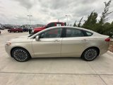 Used 2017 Ford Fusion SE w/ Fusion SE Technology Package image 2
