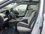 New 2025 Mitsubishi Outlander SE image 6