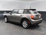 Used 2021 MINI Cooper 4-Door Hardtop w/ Storage Package image 3