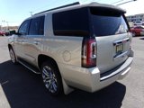 Used 2017 GMC Yukon SLT w/ Premium Edition image 6