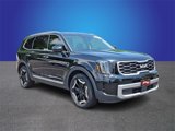 Used 2024 Kia Telluride S w/ S Sunroof Package image 3