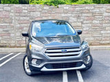 Used 2019 Ford Escape SE image 2