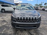 Used 2017 Jeep Cherokee Latitude image 2