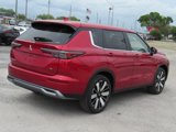 New 2025 Mitsubishi Outlander SE image 3