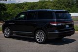 Used 2022 Lincoln Navigator Reserve image 3