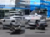 New 2026 Chevrolet Equinox LT image 3