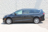 Used 2021 Chrysler Voyager Lxi image 2