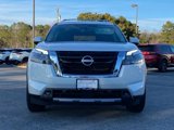 New 2025 Nissan Pathfinder SL image 6