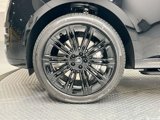 New 2025 Land Rover Range Rover Long Wheelbase SE image 5